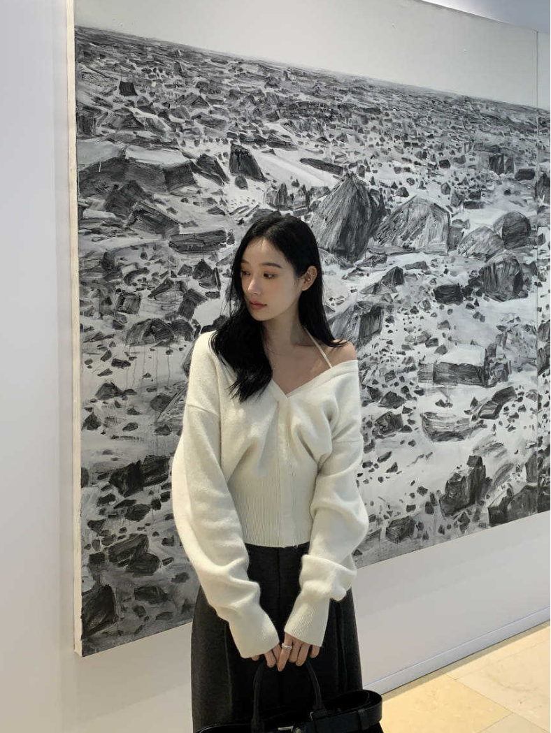 【即納】クロスストラップオフショルニットトップ