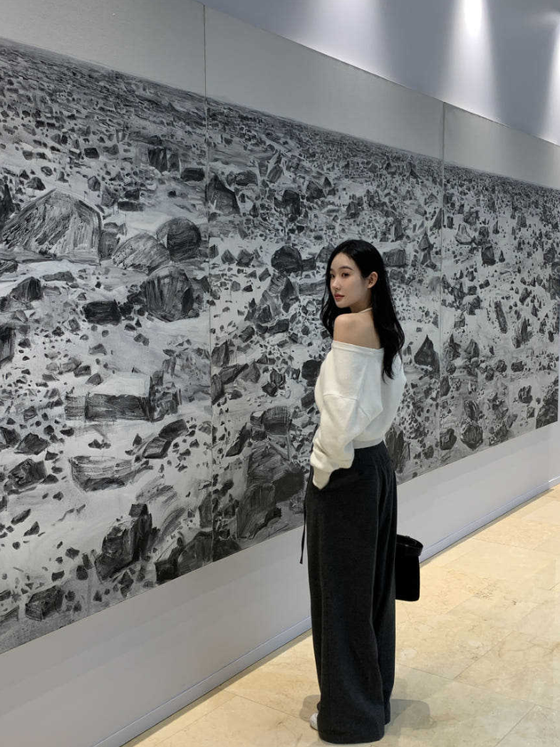 Set fair対象 | 27日(金)0:00~【即納】クロスストラップオフショルニットトップ