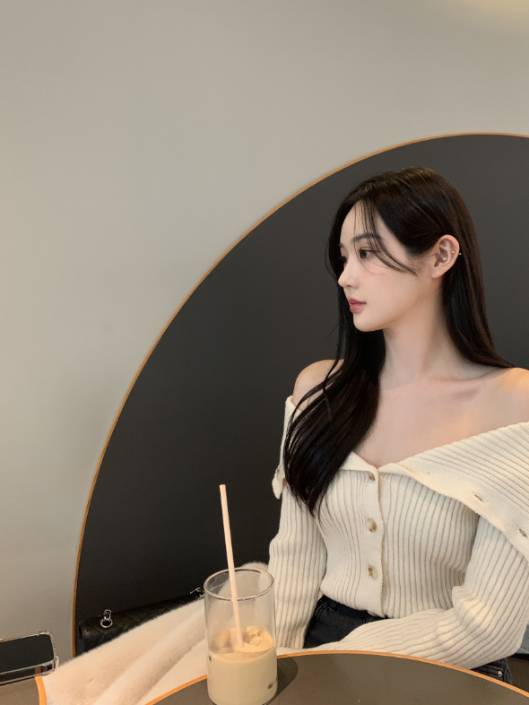 即納【新作 3/13(金)PM12:00~販売START】ボタンデザインオフショルダーリブニット