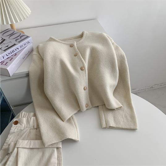 即納【新作 3/13(金)PM12:00~販売START】ゴールドボタンミニマルニットカーディガン