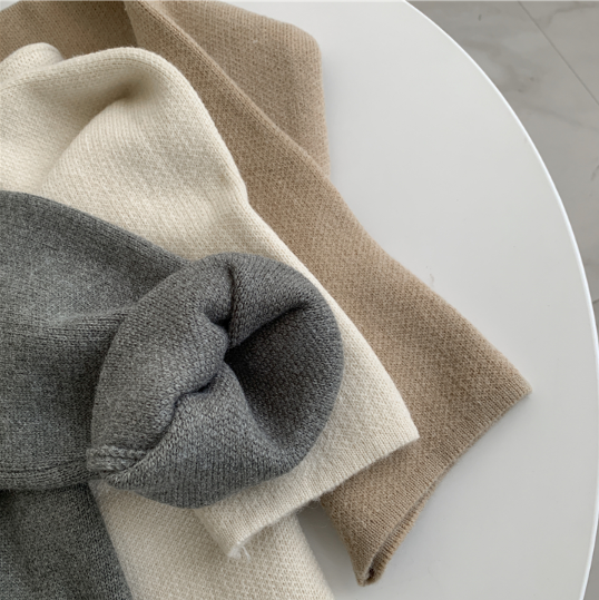 即納【新作 3/13(金)PM12:00~販売START】ゴールドボタンミニマルニットカーディガン