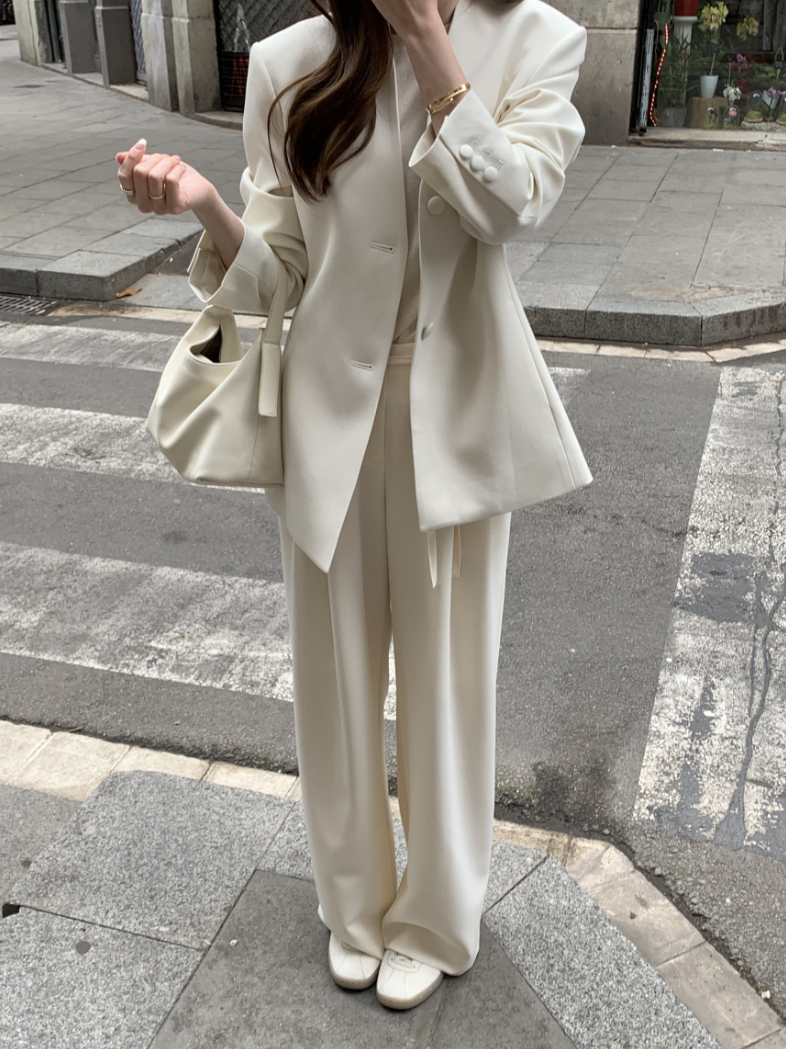 即納【新作 3/27(金)PM12:00~販売START】ミニマルノーカラーテーラードジャケット