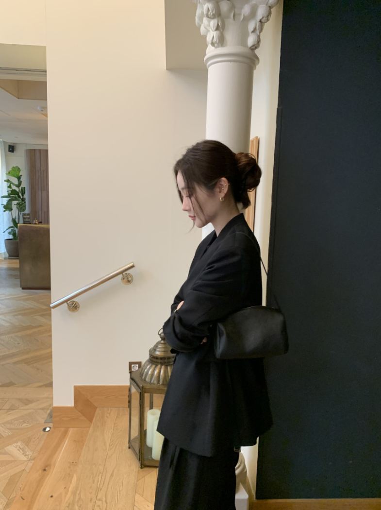 即納【新作 3/27(金)PM12:00~販売START】ミニマルノーカラーテーラードジャケット