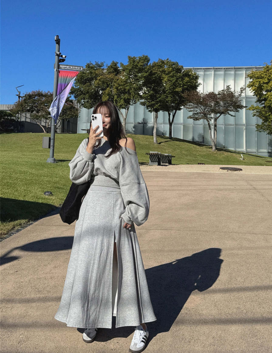 新作【即納】リラックススウェットセットアップ