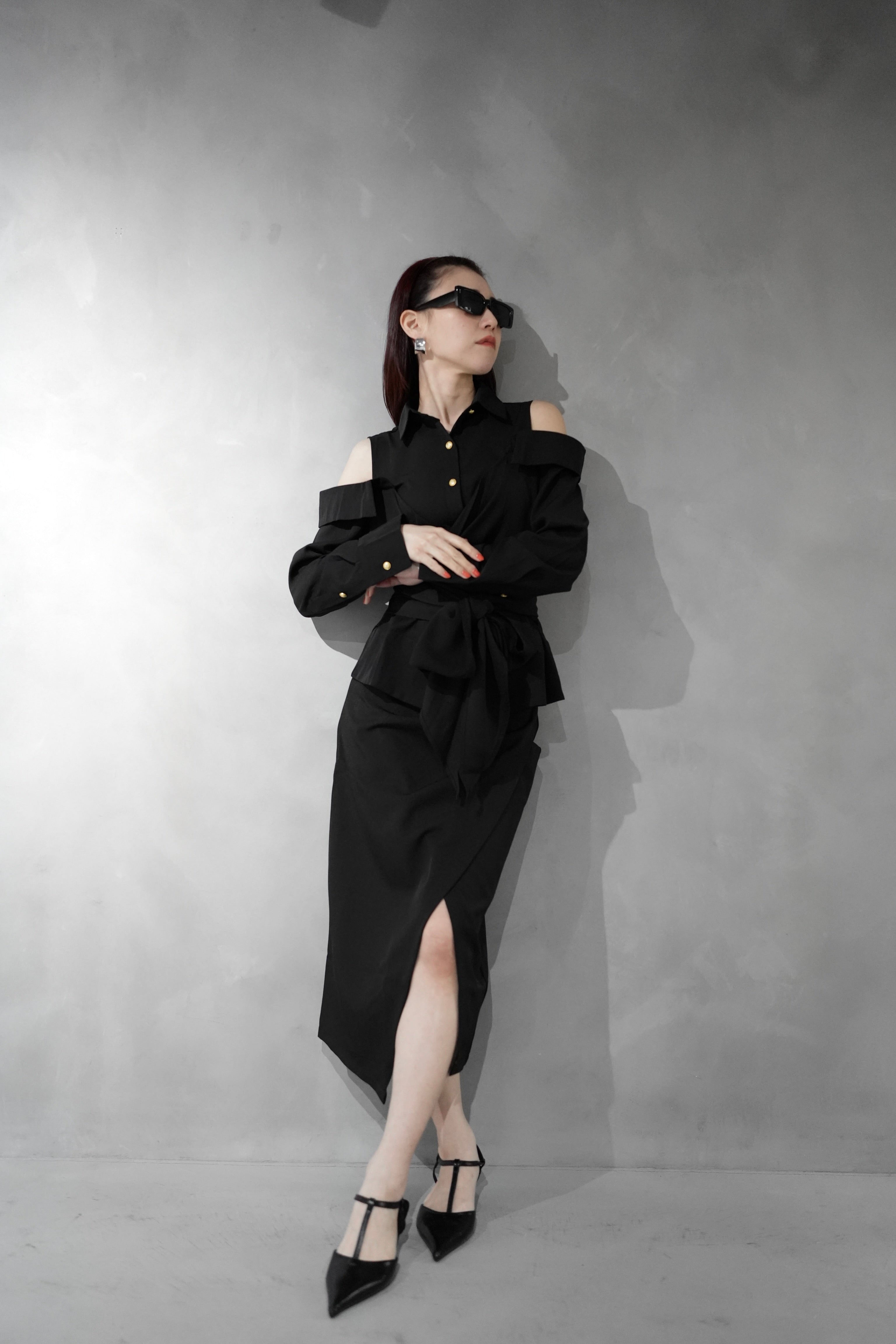 クラシックストラップパンプス