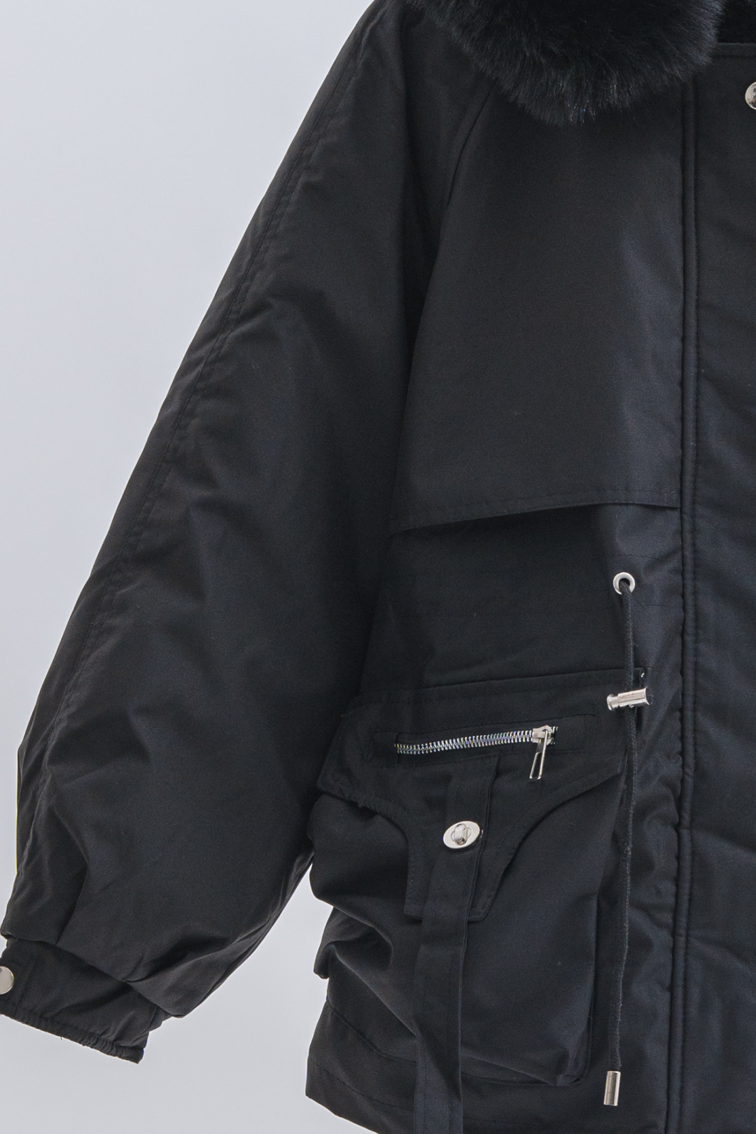 ファー付きウエストドロストコート