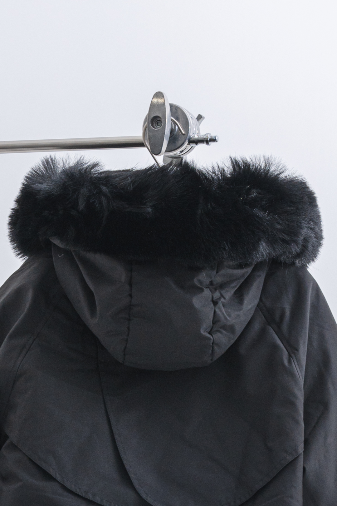 ファー付きウエストドロストコート