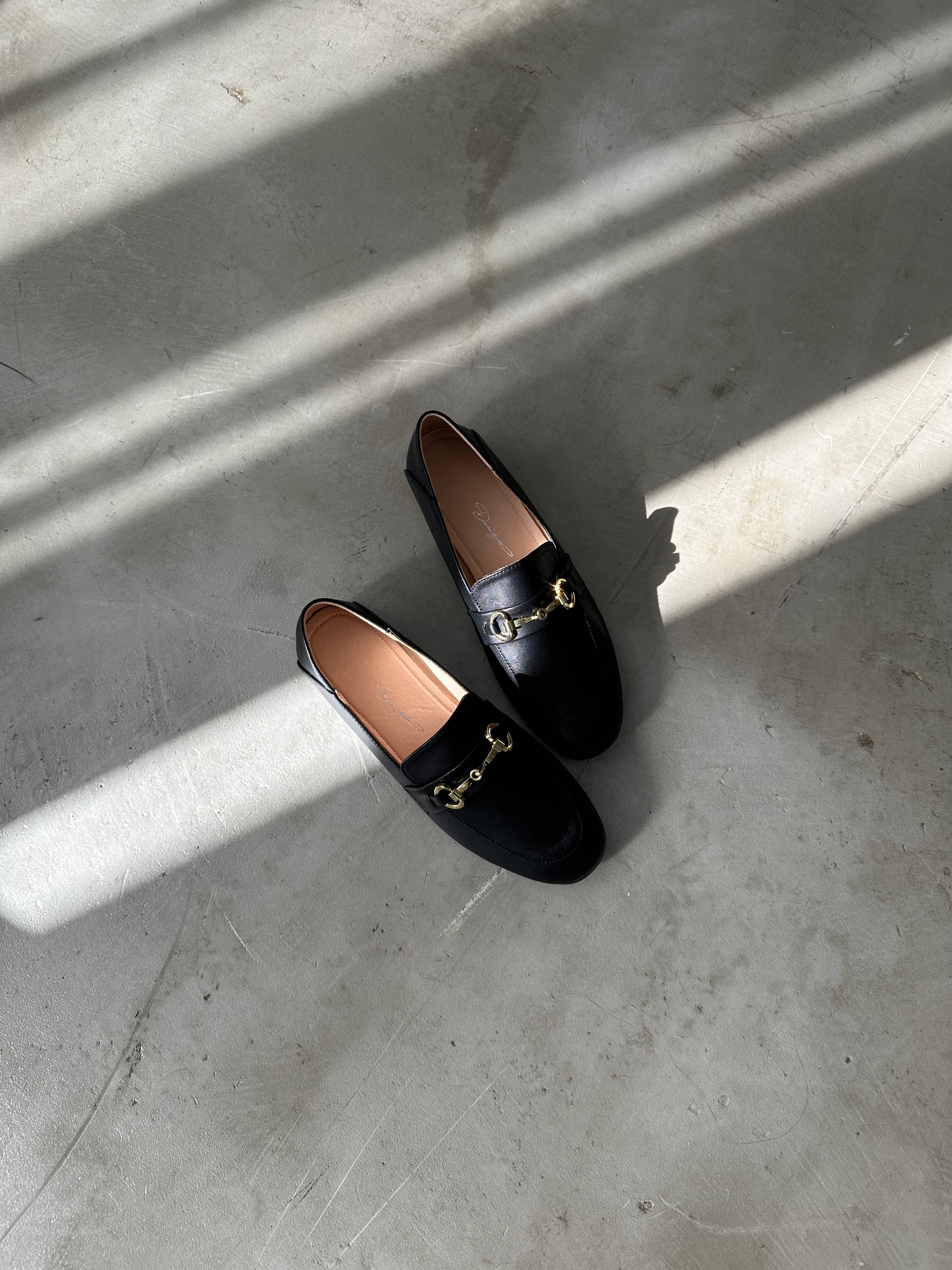 エレガントフラットローファー