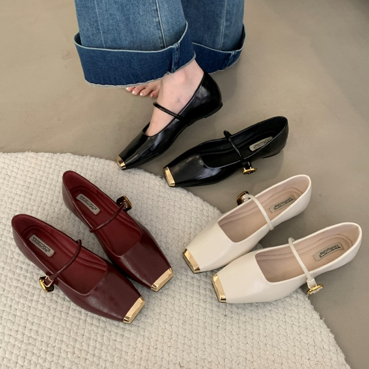 メタルトゥスクエアフラットシューズ