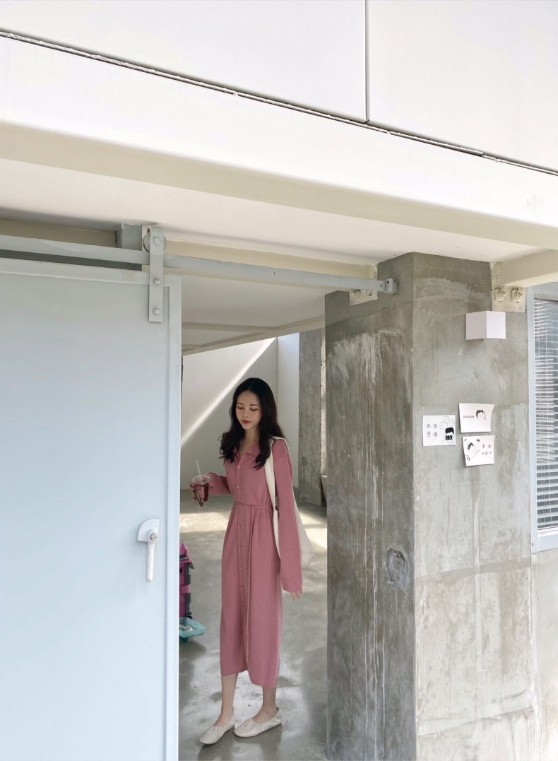 シンプルニットボタンワンピース