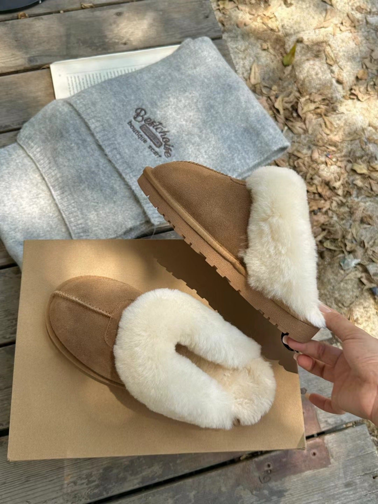 ムートンサンダル