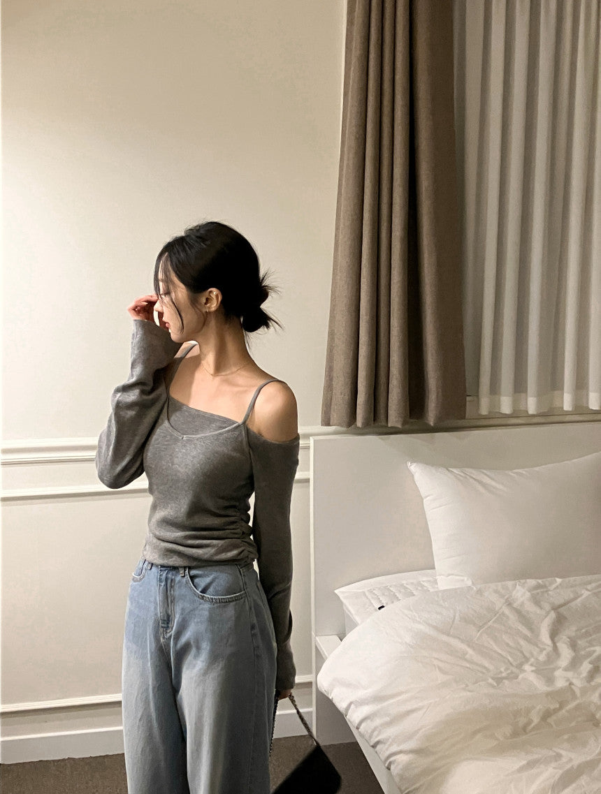 【即納】レイヤードオフショルダートップス