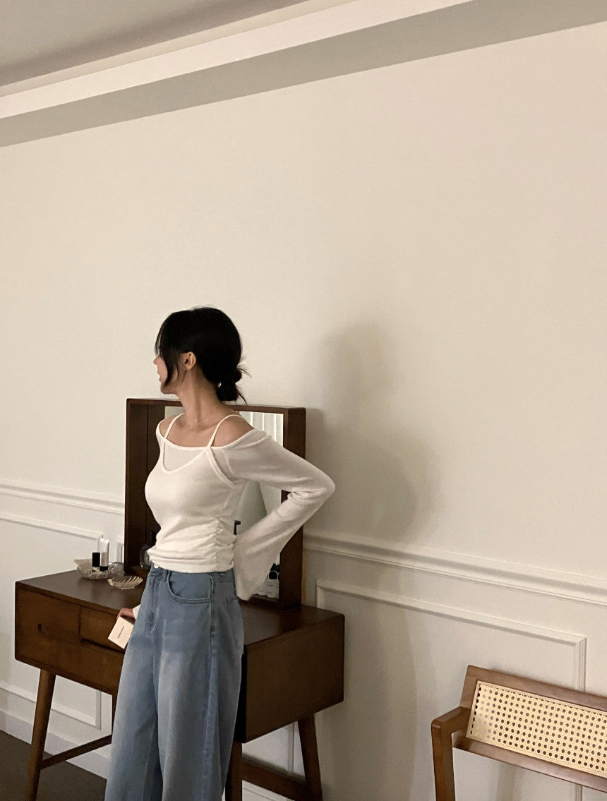 【即納】レイヤードオフショルダートップス