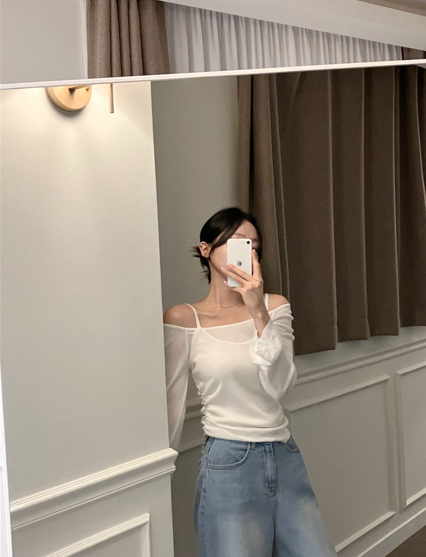 【即納】レイヤードオフショルダートップス