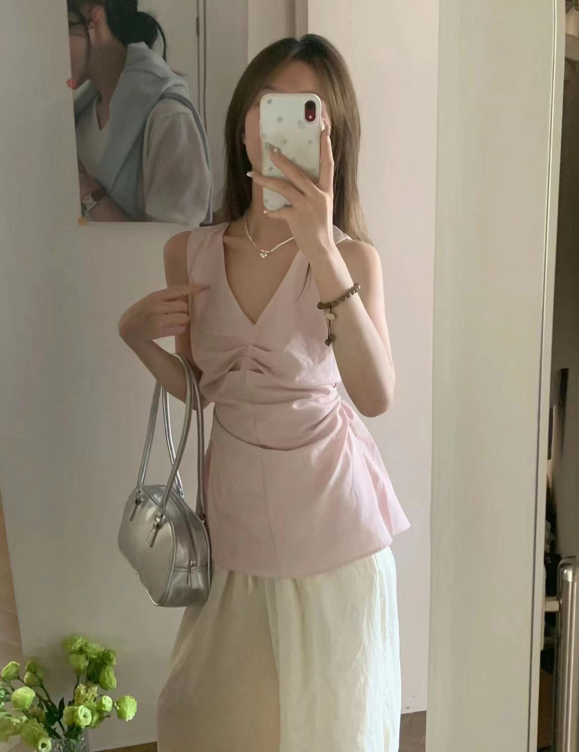 バックスリットノースリーブカットソー