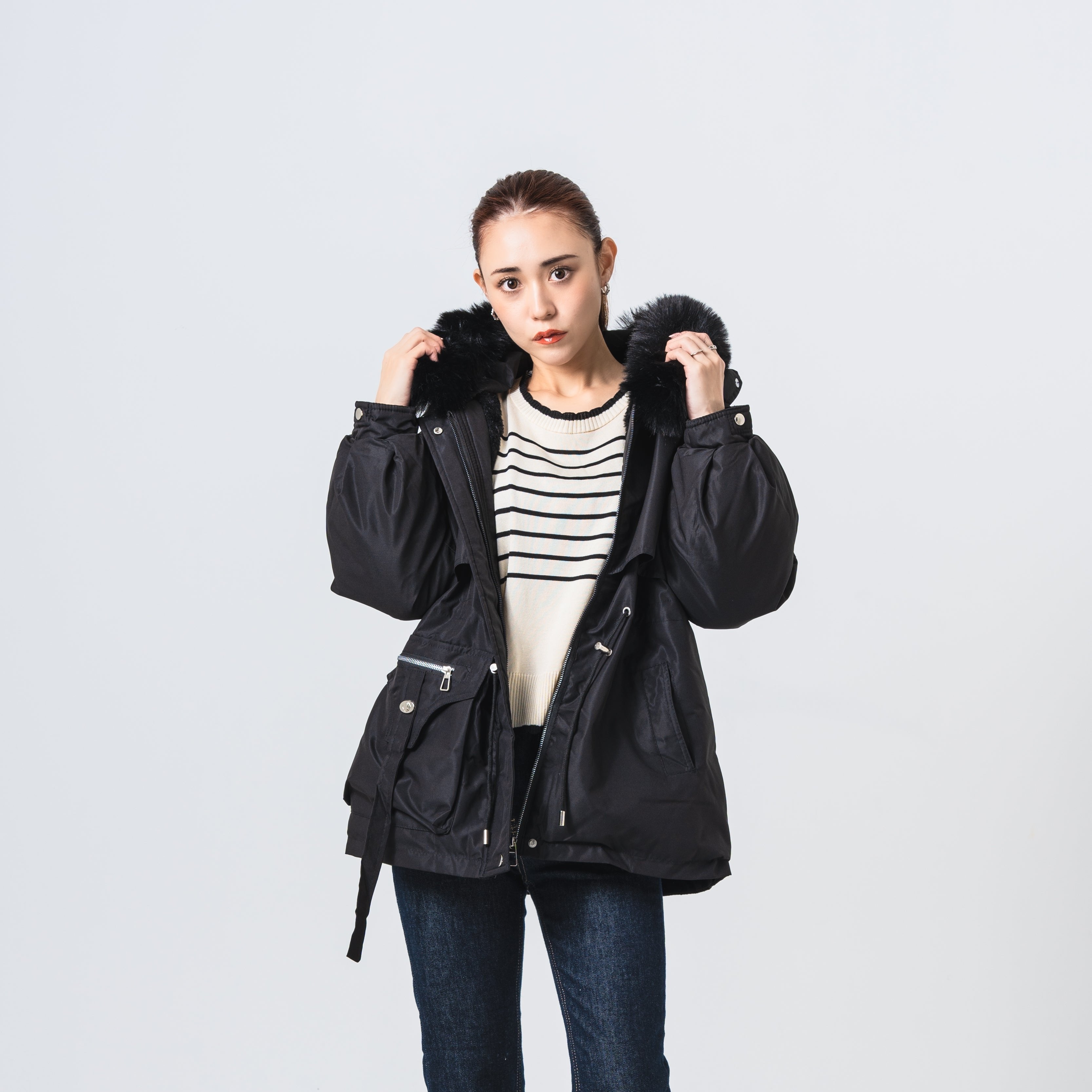 ファー付きウエストドロストコート