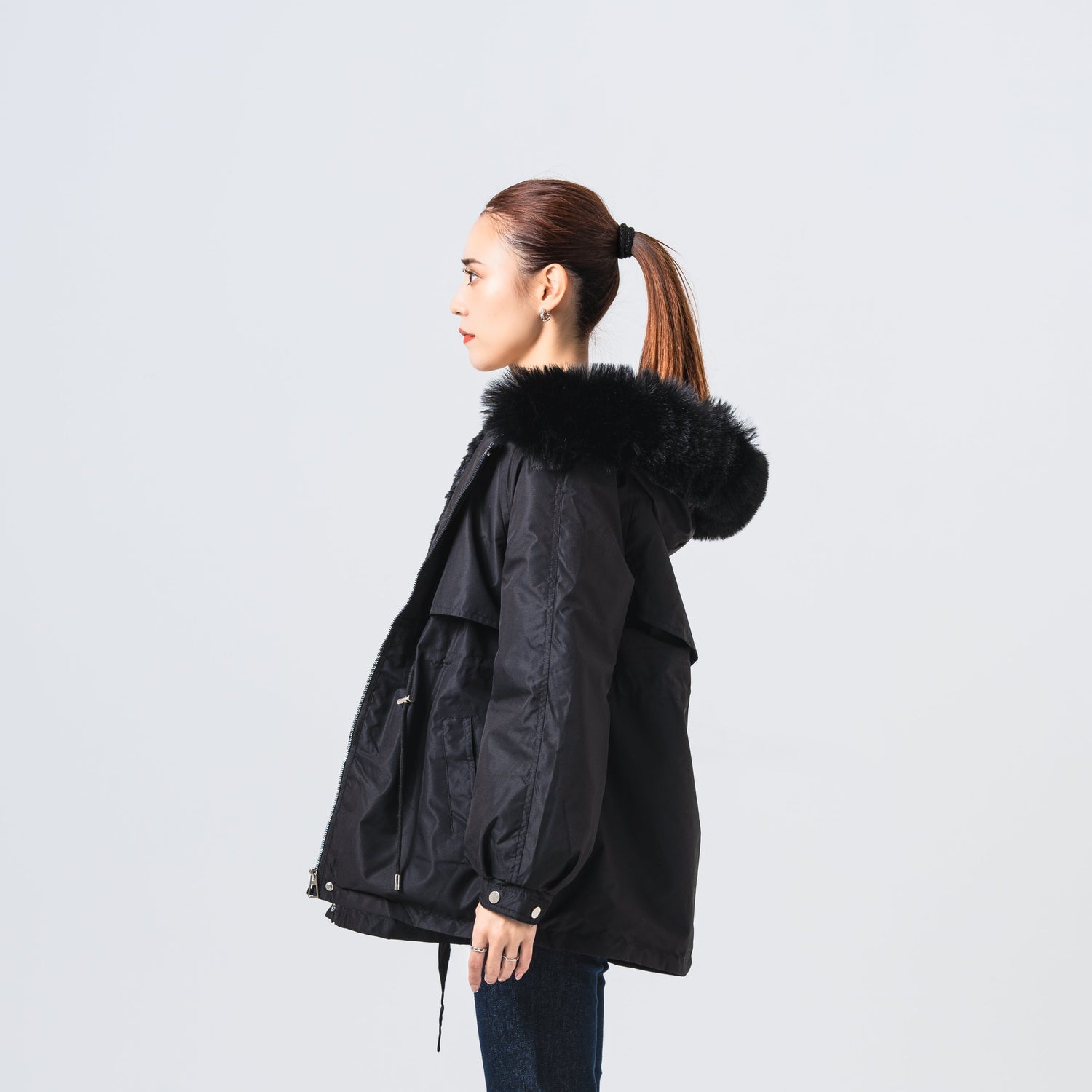 ファー付きウエストドロストコート