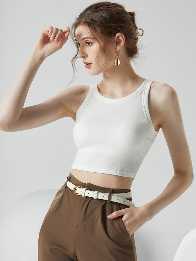 リブクロップドカップ付きタンクトップ