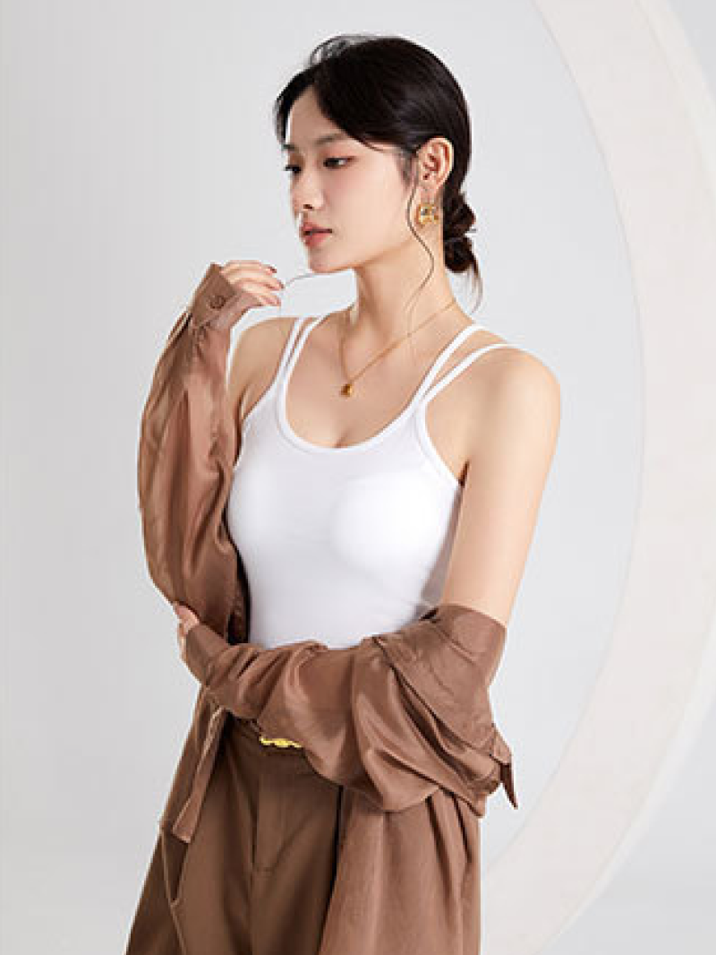 バッククロスカップ付きキャミ