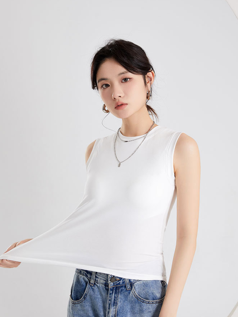 クルーネックカップ付きノースリーブトップス