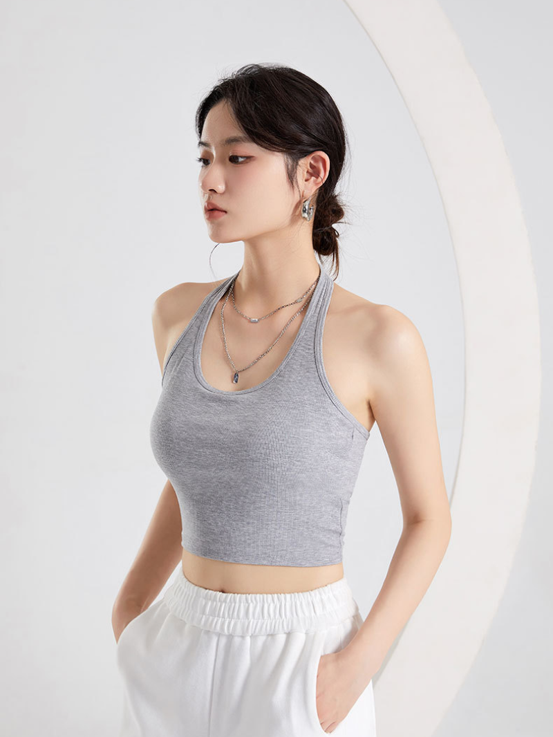 ホルターネックカップ付きタンクトップ