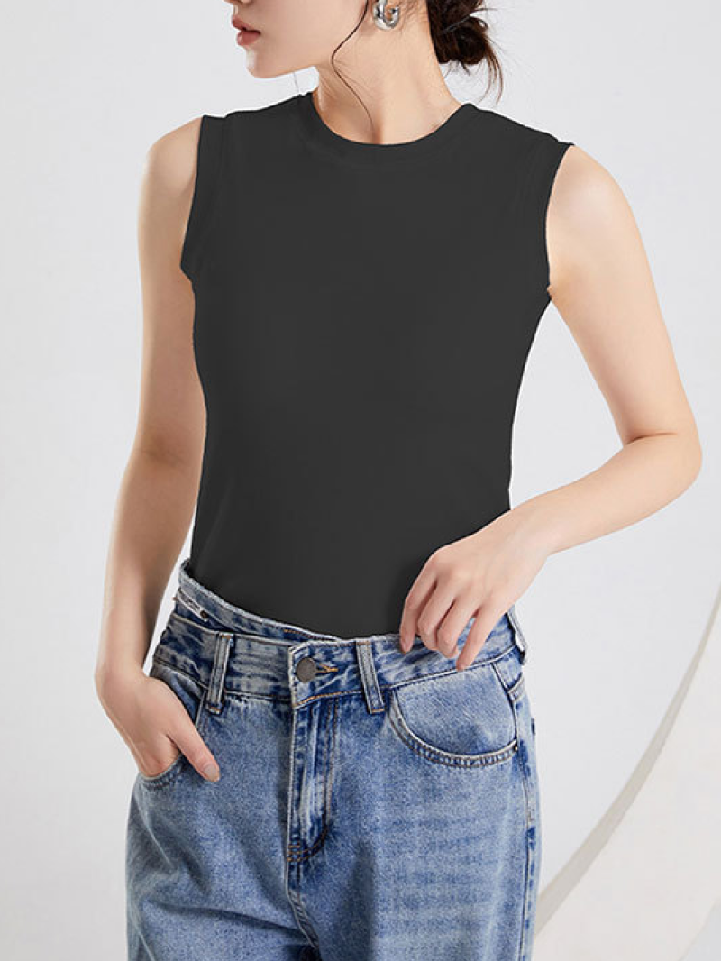 クルーネックカップ付きノースリーブトップス