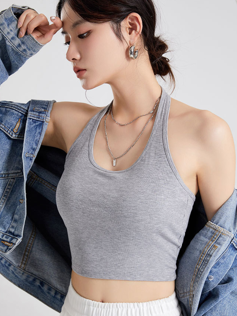 ホルターネックカップ付きタンクトップ
