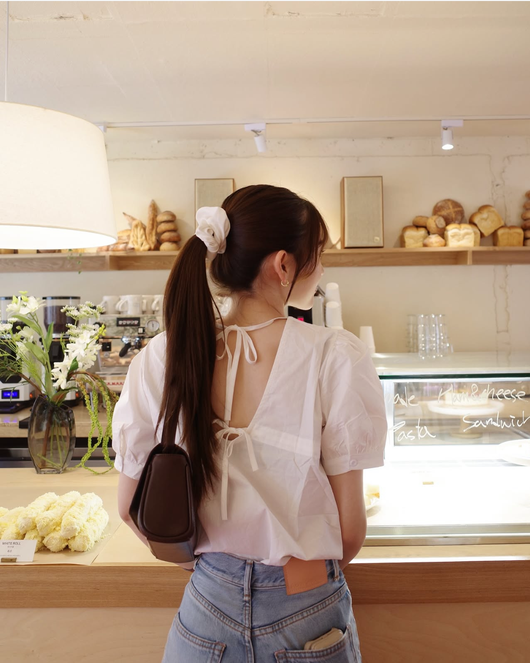 [ Influencer Recommend ]【即納】バックリボンパフスリーブブラウス