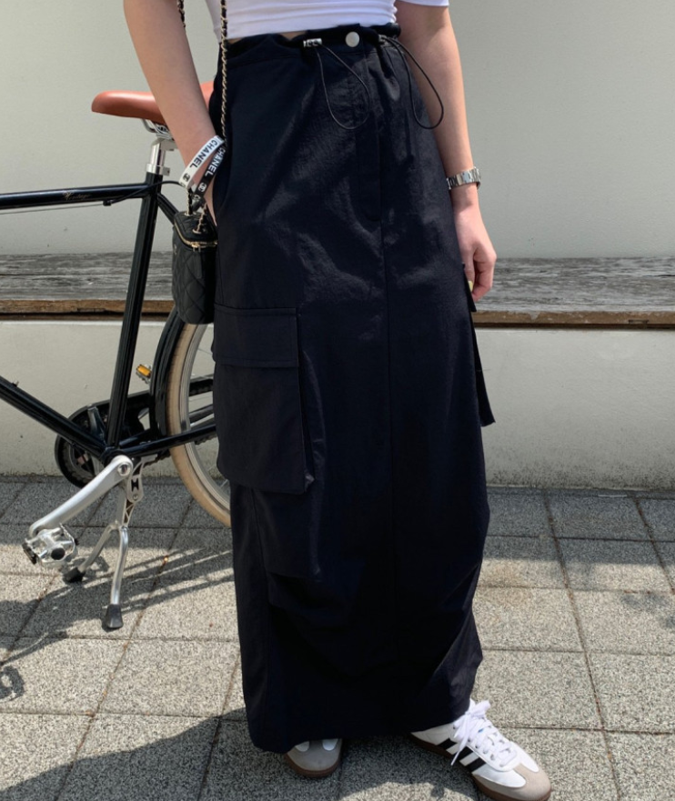 ドロストカーゴロングスカート