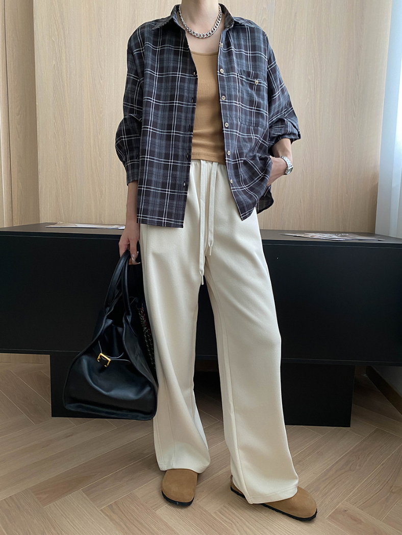 ストレートスウェットパンツ