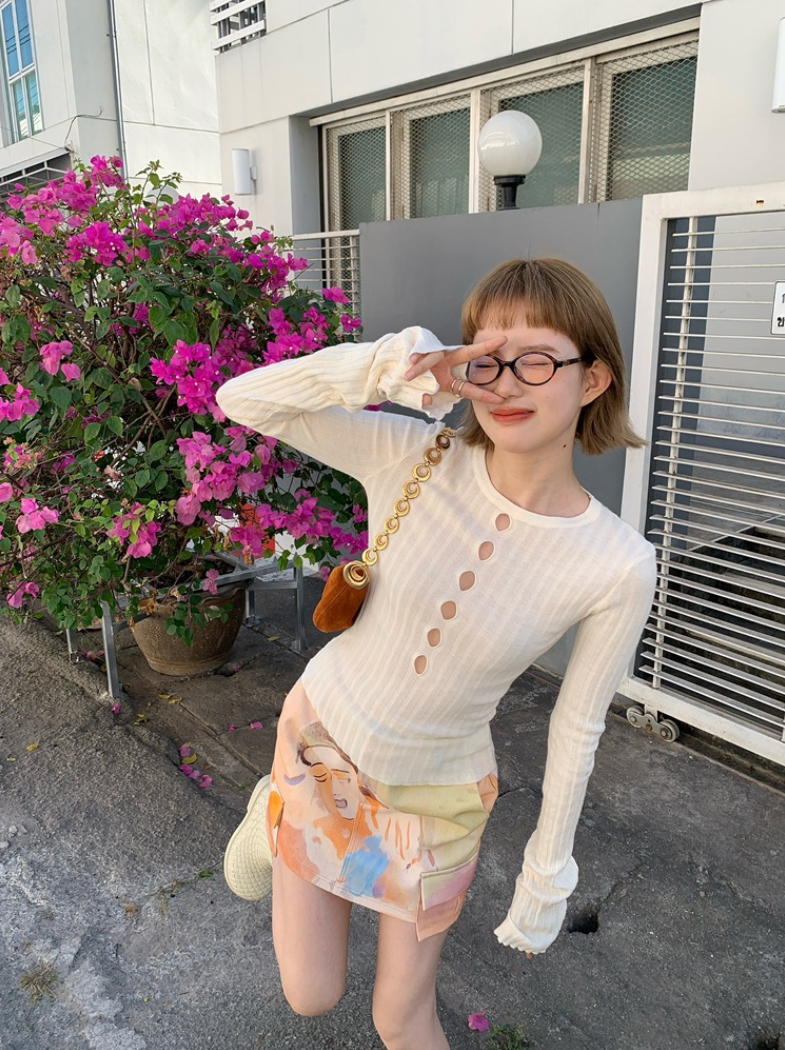 [ Influencer Recommend ]【一部即納】フロントカットアウトリブニットトップス