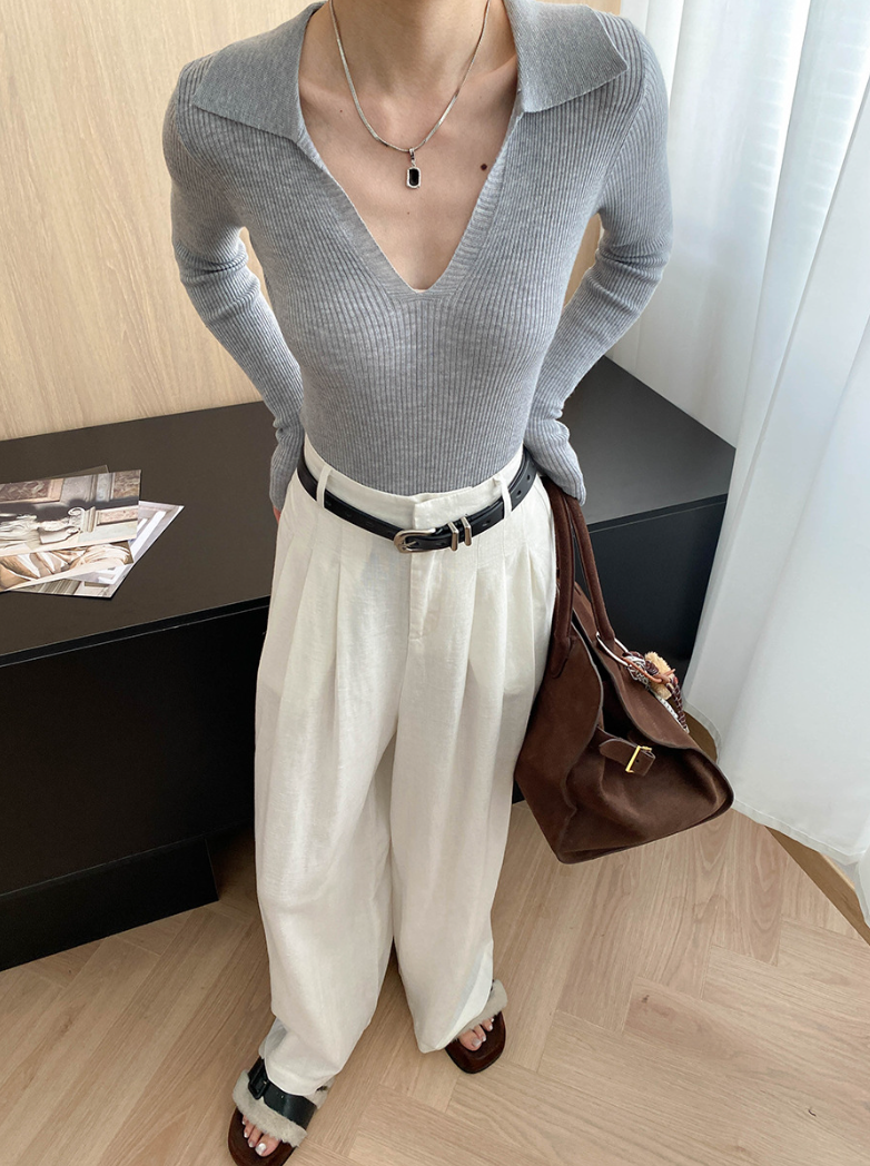 Vネックカラーニットトップス