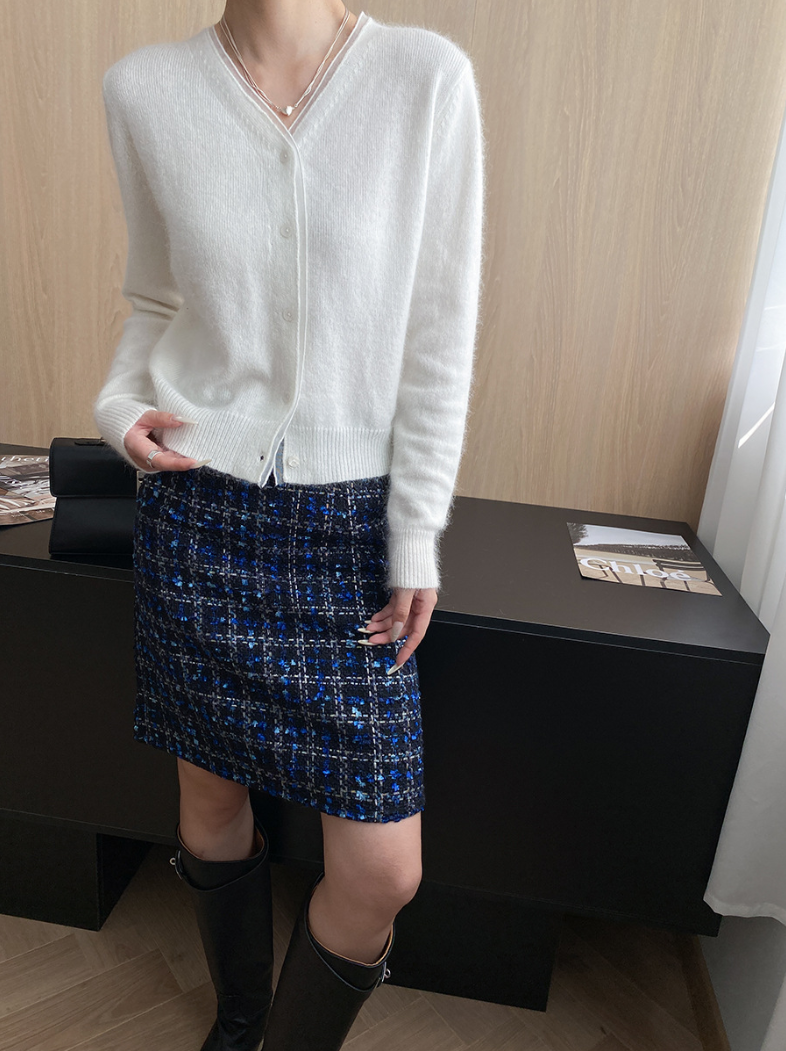 フェザータッチVネックカラーカーディガン