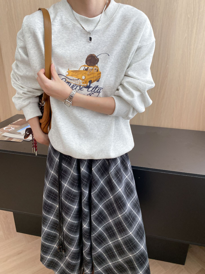 ヴィンテージ刺繍スウェットプルオーバー