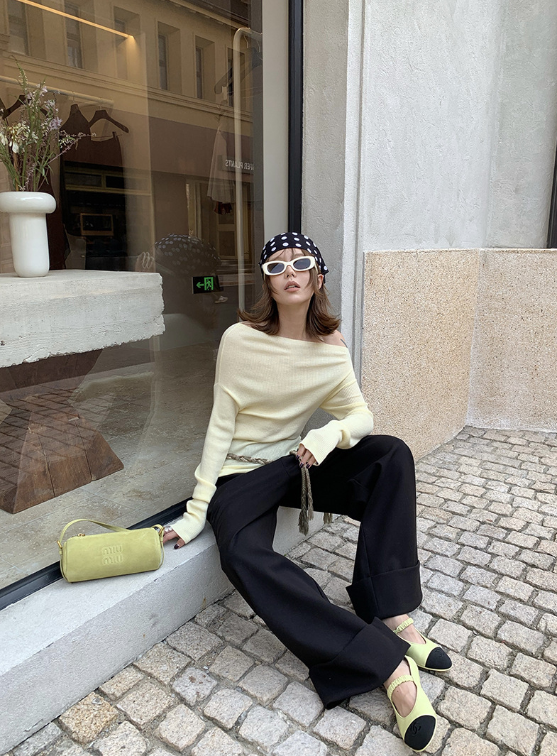 オフショルダースリムリブニットトップス