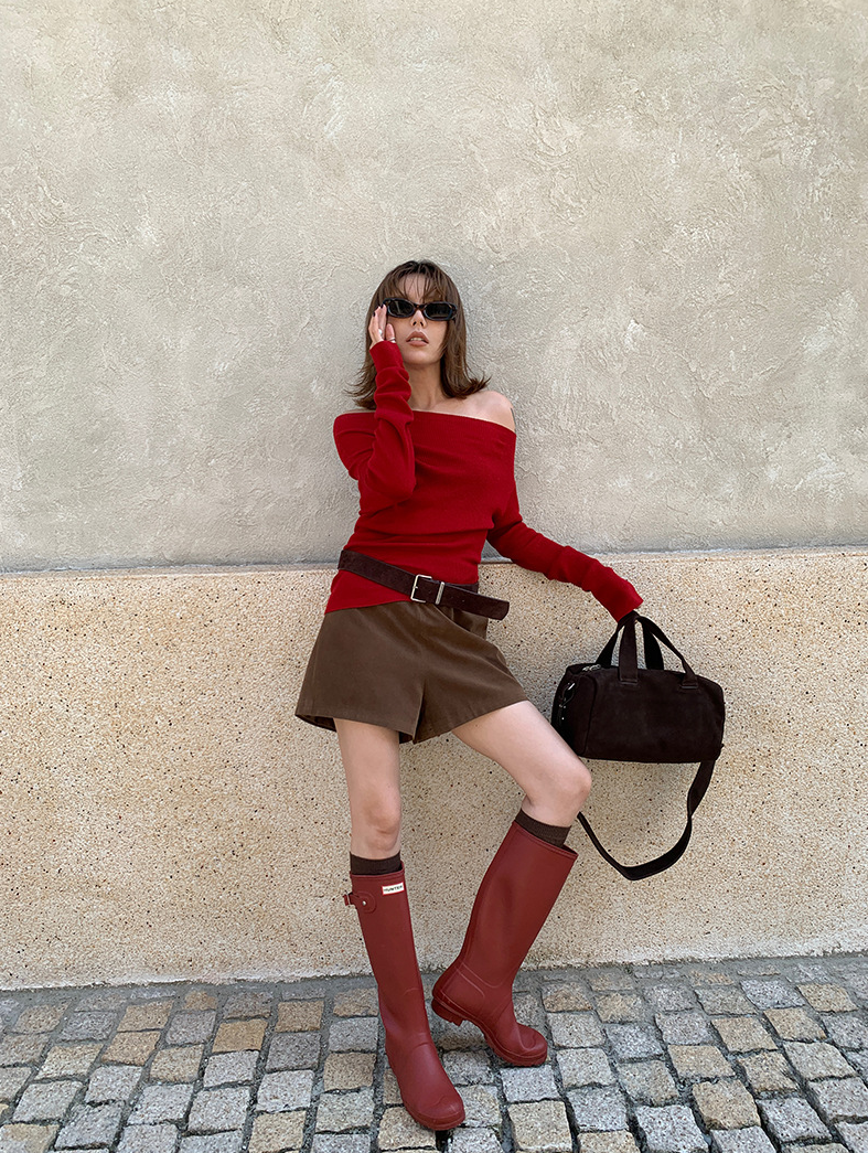 オフショルダースリムリブニットトップス