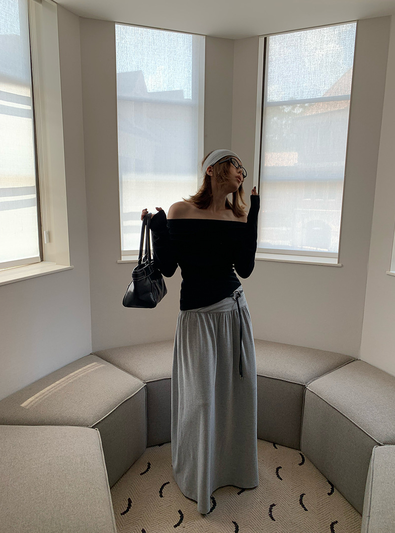 オフショルダースリムリブニットトップス