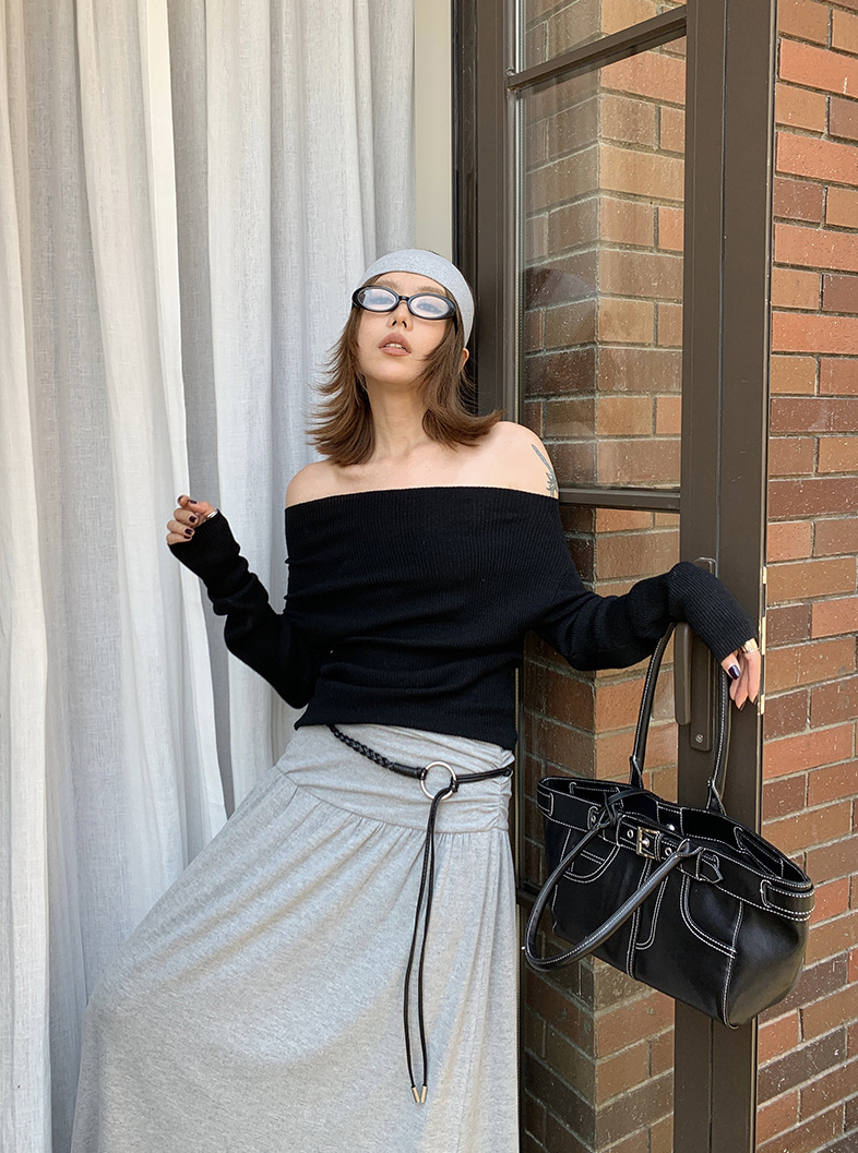 オフショルダースリムリブニットトップス