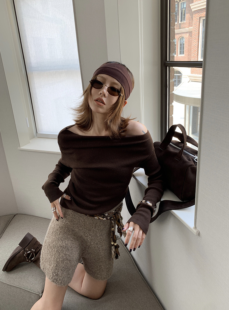 オフショルダースリムリブニットトップス