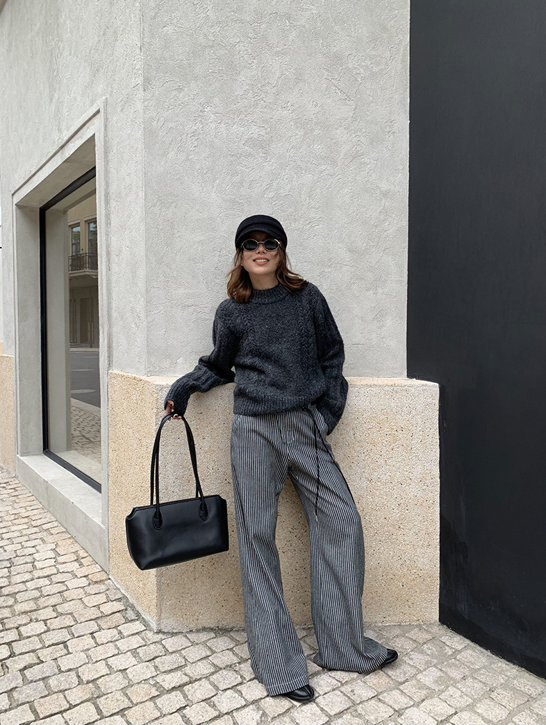 ケーブルニットクルーネックプルオーバー