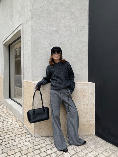 ケーブルニットクルーネックプルオーバー