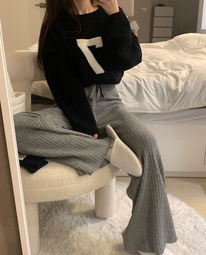 リブニットワイドパンツ