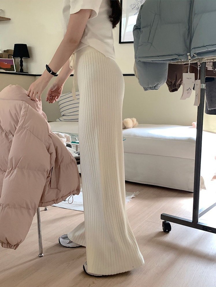 リブニットワイドパンツ