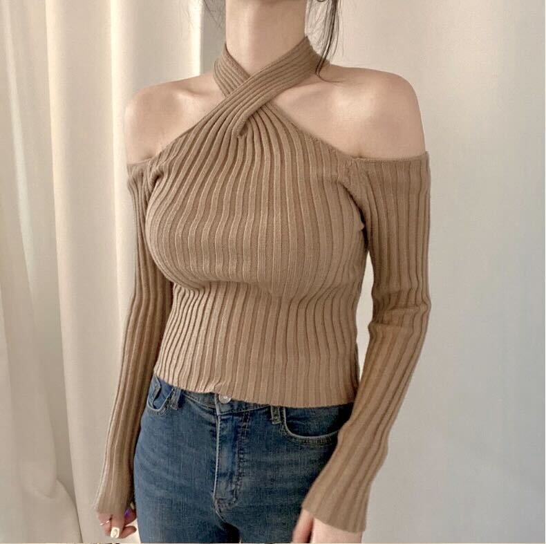 クロスオフショルダーリブニットトップス