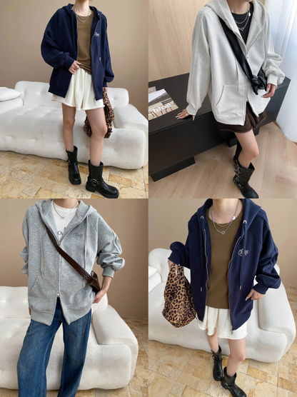 ロゴポイントオーバージップパーカー