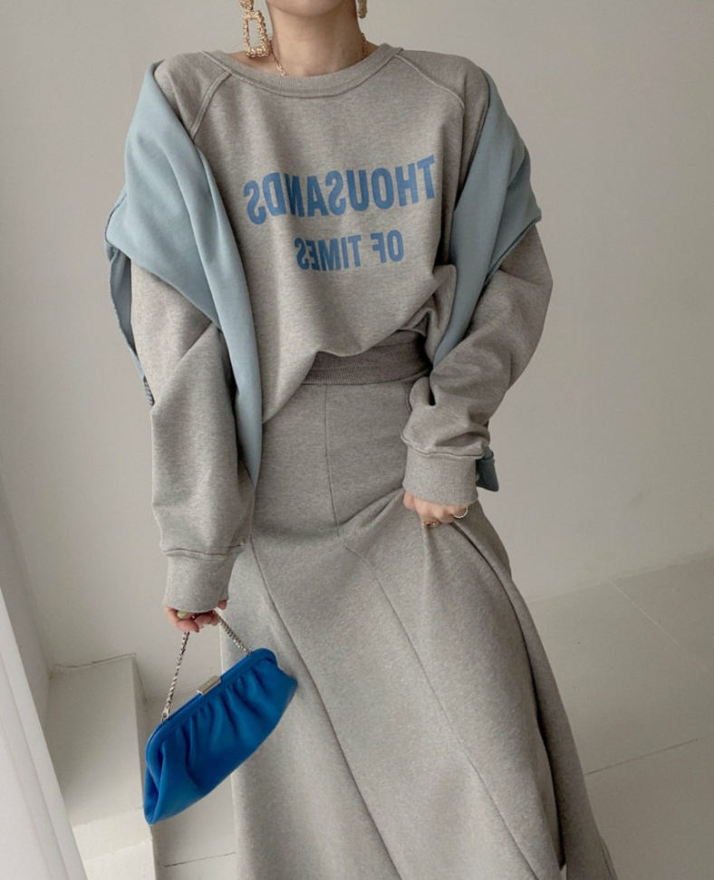 ロゴラグランスウェットプルオーバー