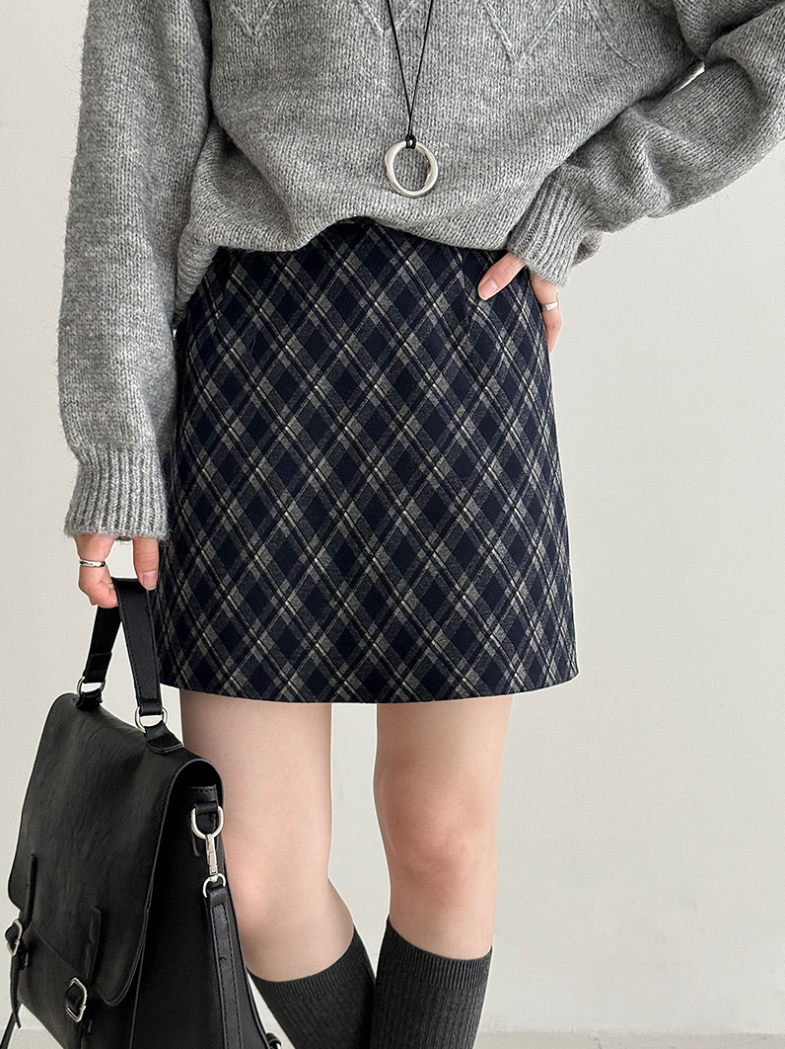 チェックAラインミニスカート