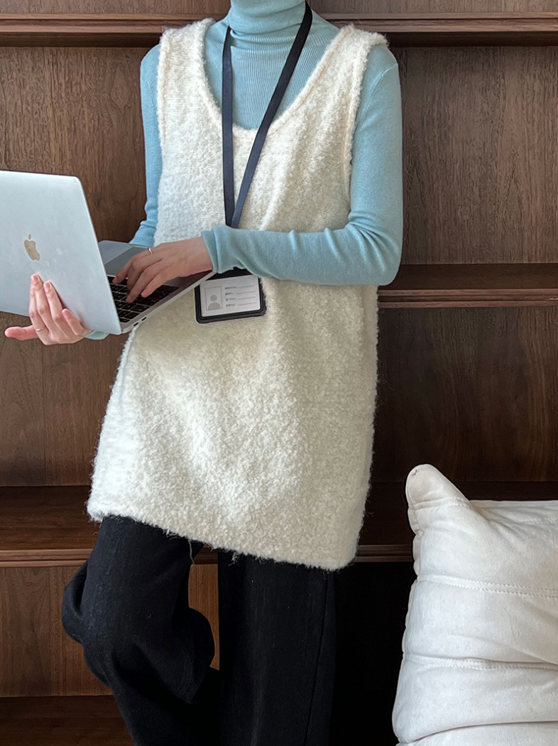 ボアタッチニットベストワンピース