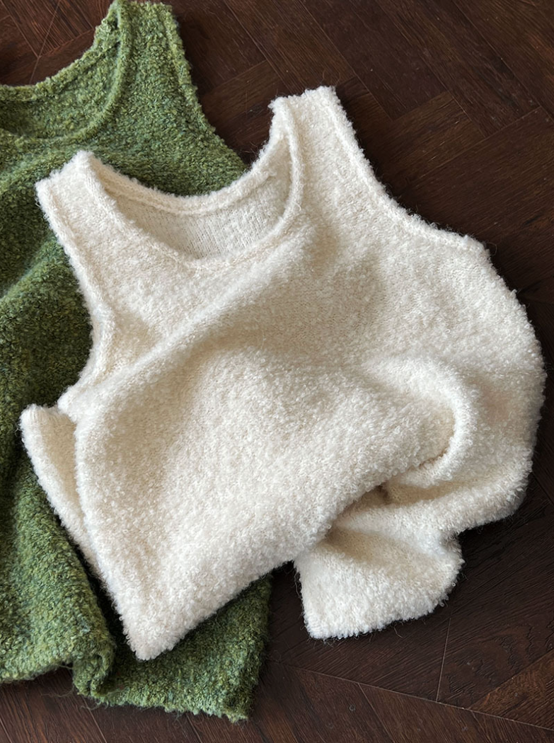 ボアタッチニットベストワンピース