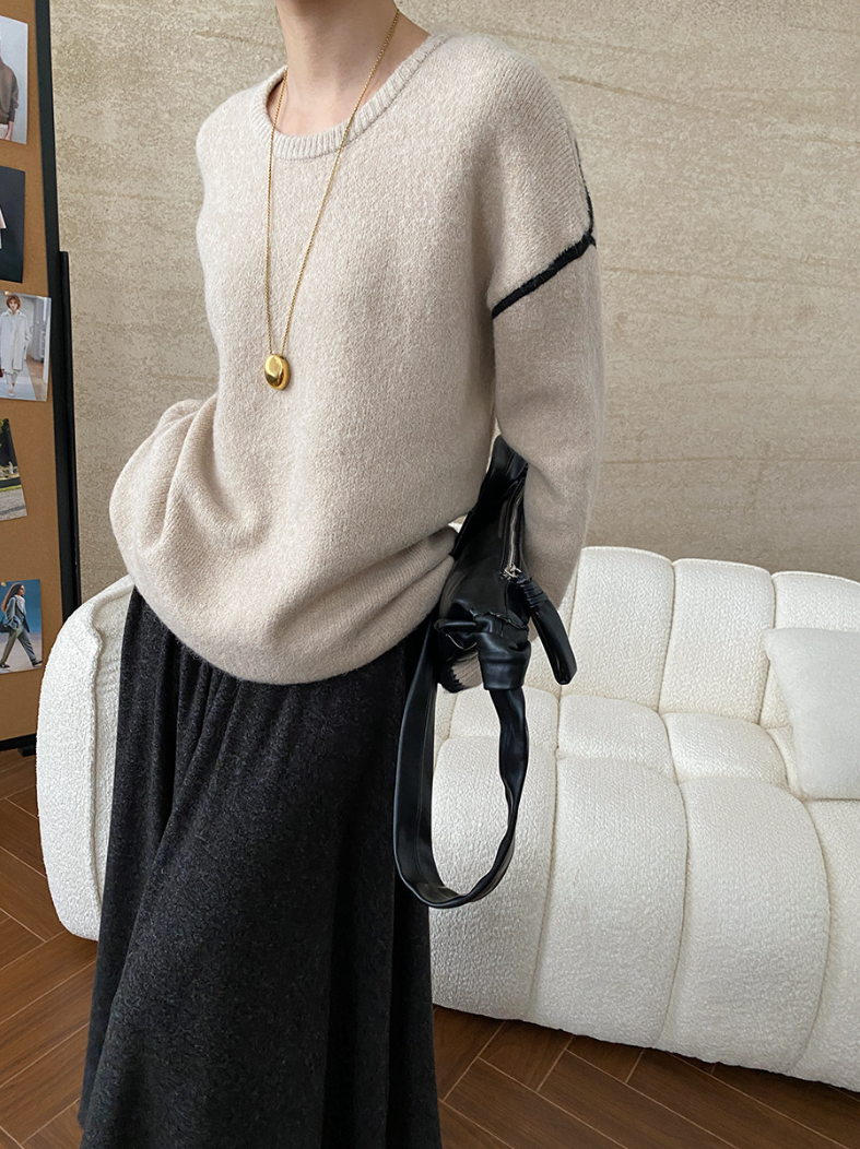 コントラストラインニットプルオーバー